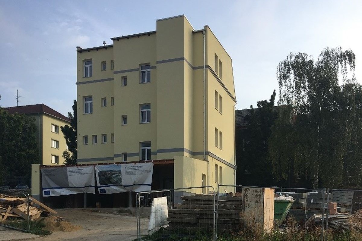 Výstavba poradenského centra UJEP